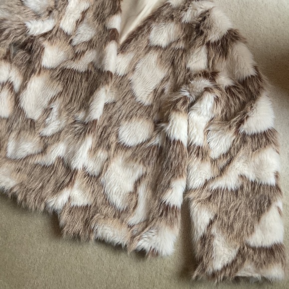 Decree multi colored beige and coffee medium faux fur short jacket - Picture 3 of 8